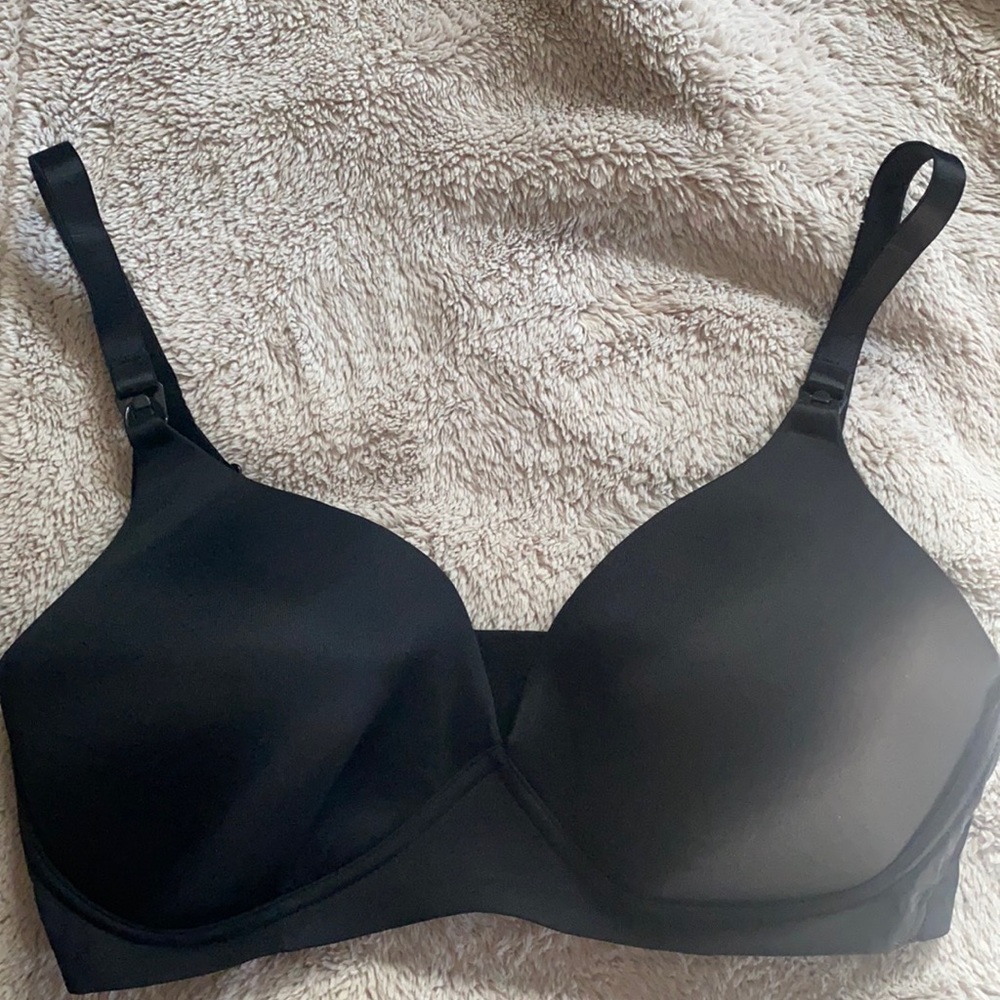 Motherhood wireless nursing bra 36DD
